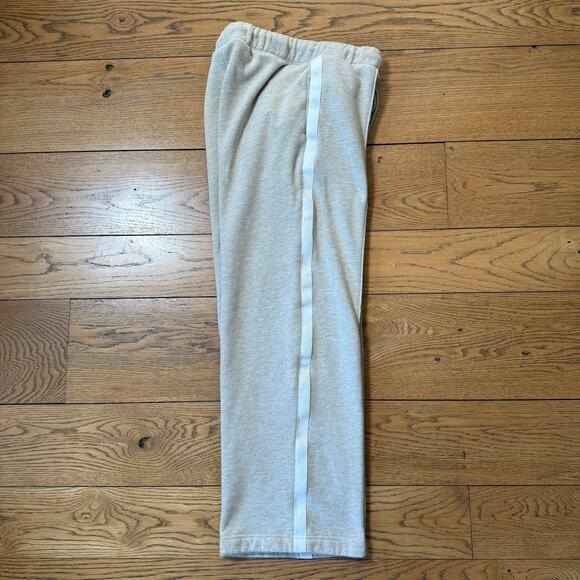 Lou & Grey Gray Wide Leg Lounge Pants M Cozy Fleece Side Stripe Pockets - Picture 6 of 10
